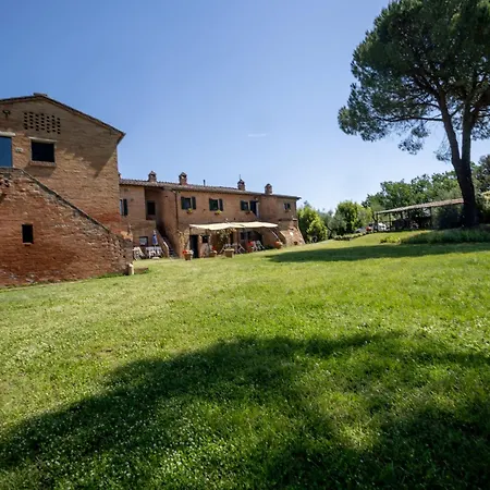 Stunning With Pool For 4 Vakantiehuis Montecchio